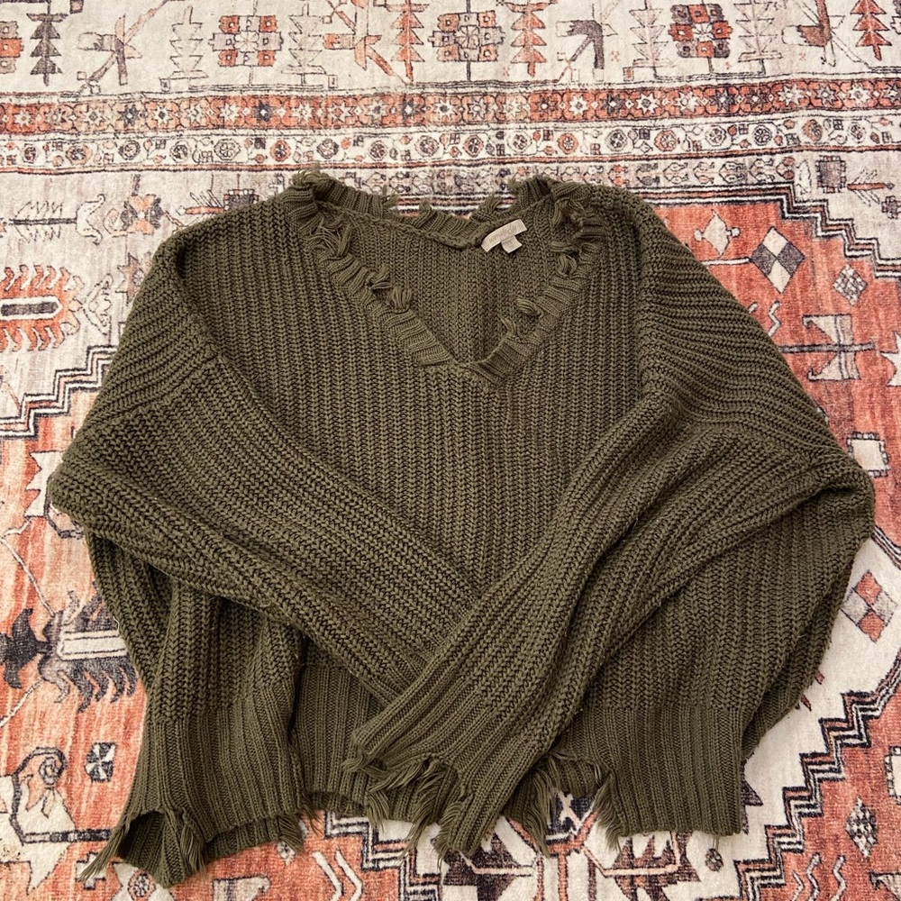 Elegant Olive V-Neck Sweater for Women.